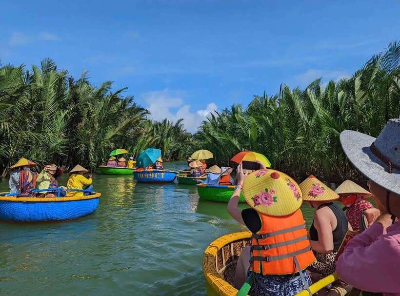 Coconut Boat Hoi An - The Boatmen Make the Difference