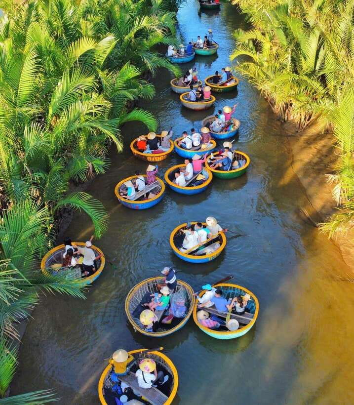 Coconut Boat Hoi An - A Peaceful Ride or a Noisy Performance?