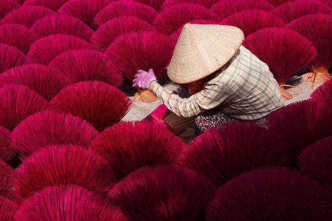 Colors of Incense village Quang Phu Cau - Photographing the famous red drying yards