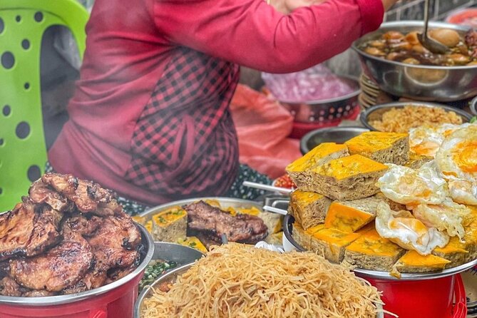 Committed Non-Touristy Saigon Street Food Tour By Scooters/Car - Nguyen Thien Thuat apartment buildings: old Saigon in 30 minutes