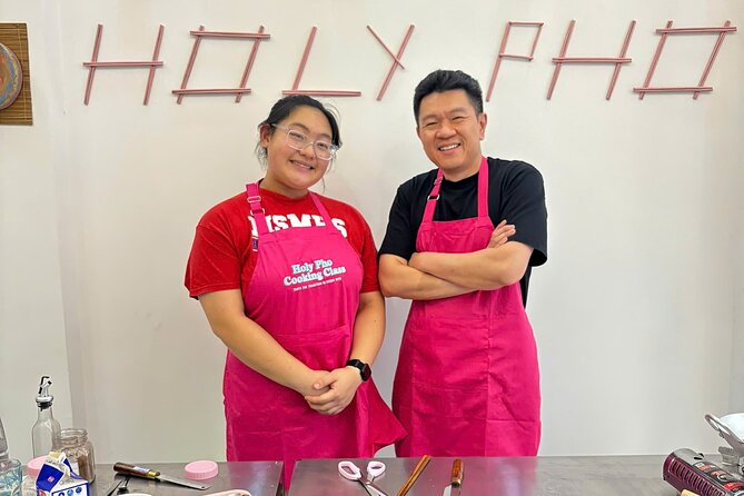 Cook 4 Local Vietnamese Dishes In Pink-themed Class & Market Tour - Eva and Kelsey make the difference