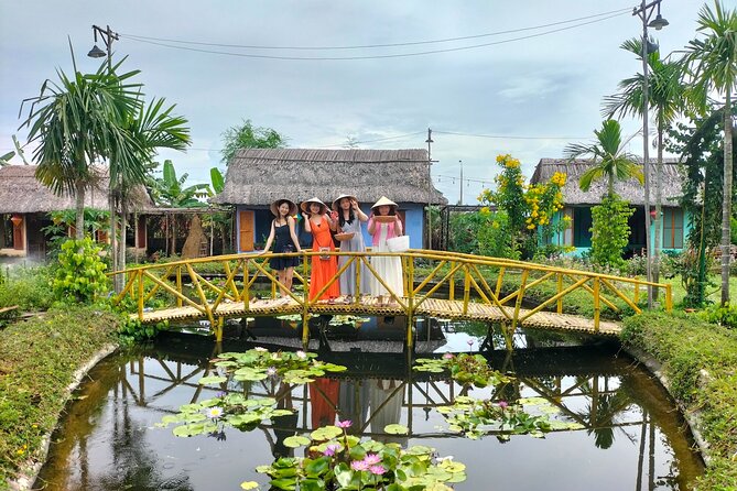 Cooking Class Hoi An - Organic Garden - Farming Tour-Handicrafts - Walking through the organic garden