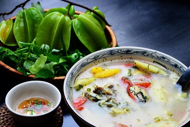 Cooking class with market visit - Eating in a garden setting