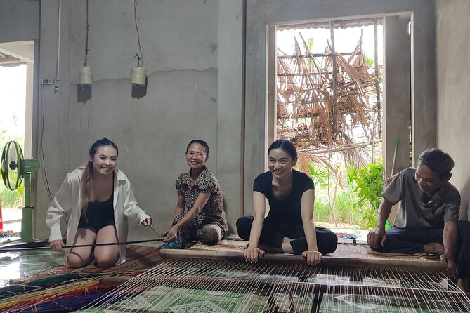 Countryside Bicycle To-Trà Quế village,Carpentryvillage,makingMat - Riding out toward Kim Bong Carpentry Village