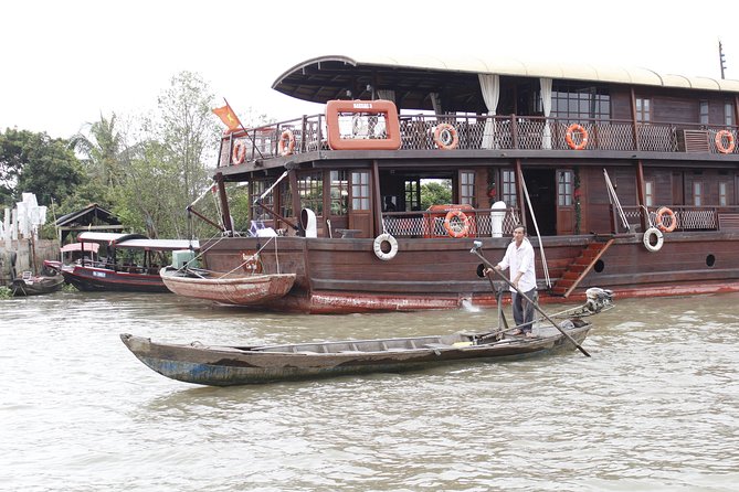 Cu Chi Tunnels - Cao Dai Temple & Black Virgin Mountain Full Day - Starting from District 1 with breakfast included