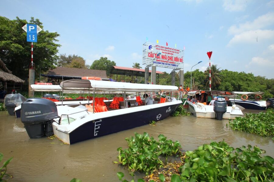 Cu Chi Tunnels Luxury Speed Boat Half Day Tour - Pickup in Districts 1, 3, and 4