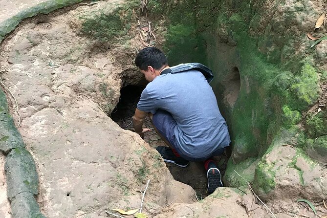 Cu Chi Tunnels tour In The Morning by DGT - Watching the film at Ben Dinh