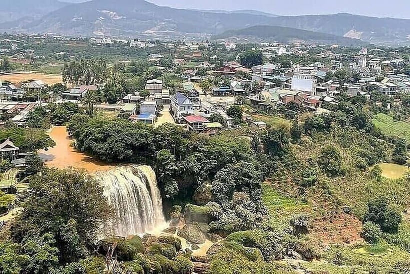 Da Lat Loop Tour On Private Car - PonGour Waterfall: the main natural spectacle
