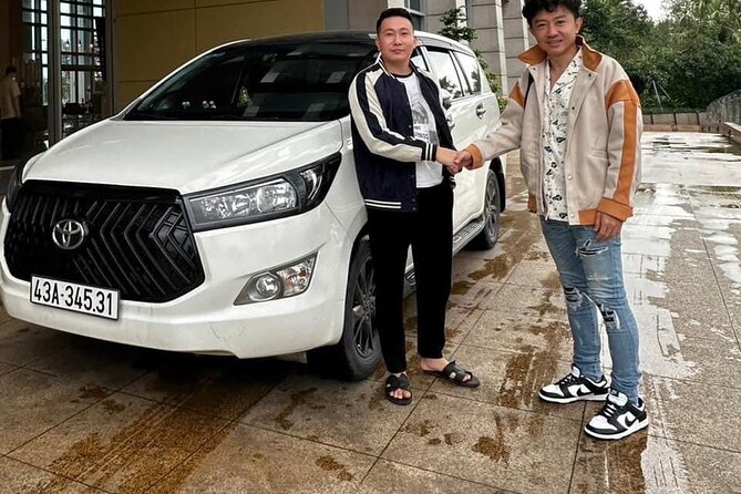 Da Nang Airport to Da Nang hotel by private car or vice versa - A short airport ride with a useful safety net