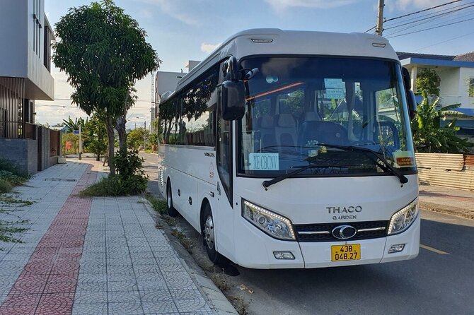 Da Nang Airport to Da Nang hotel by private car or vice versa - Why the $8 price is good value