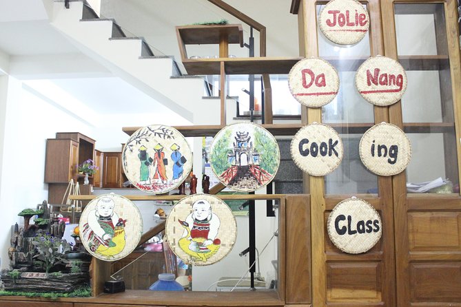 Da Nang Authentic Home Cooking Class - The shared meal gives the class its finish