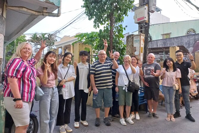 Da Nang By Night: Seafood dinner, night market and cruise trip - Who should book this evening?