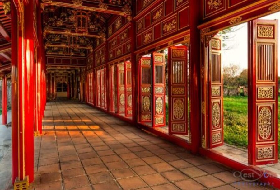 Da Nang: Imperial City of Hue Day Trip with Lunch and Ticket - Lunch at a local restaurant