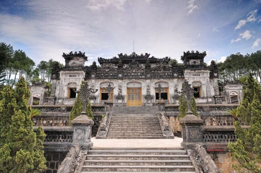 Da Nang: Imperial City of Hue Day Trip with Lunch and Ticket - Practical advice for a smoother day