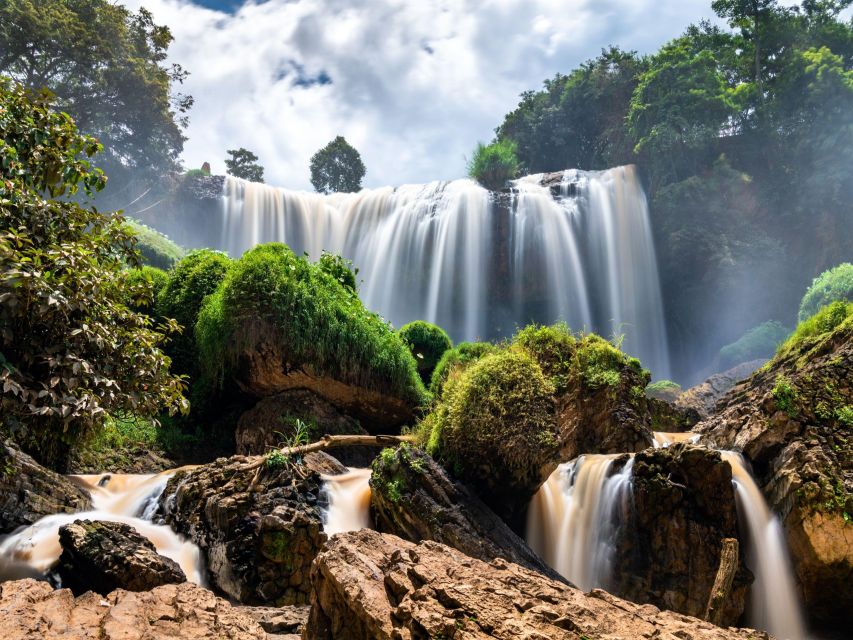 Dalat: Best of the Countryside Tour in a Private Car - Guides, car comfort, and the pace