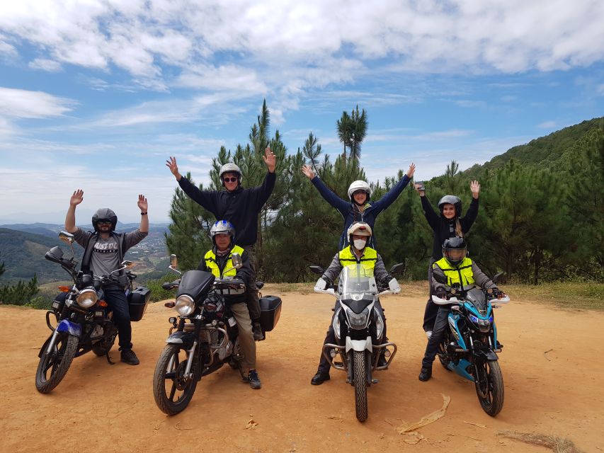 Dalat: Countryside Tour with Silk Village & Elephant Falls - Silk from mulberry trees to finished fabric
