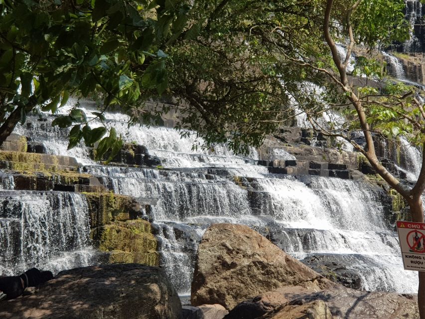 Datanla, Pongour, Elephant: 3 stunning and majestic falls - Elephant Falls and its rougher rock formations