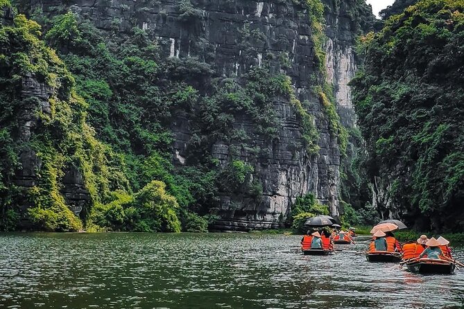 Day Trip from Hanoi to Ninh Binh Hoa Lu, Trang An, and Mua Cave - Starting at Hanoi Opera House at 8:30 am