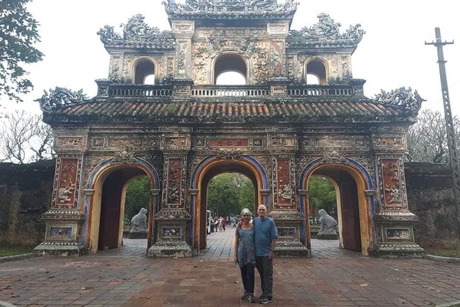 Daytrip to Hue Imperial Palace, Royal King Tomb &Perfume River via Hai Van Pass - Thien Mu Pagoda beside the Perfume River