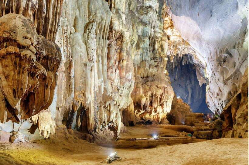 Dong Hoi/Phong Nha: Paradise Cave - Phong Nha Cave Tour - Phong Nha Cave by Dragon boat