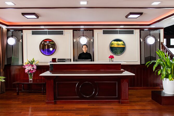 Dora Cruise - Luxury 5 Star Cruise in Halong Bay & Lan Ha Bay (2D1N) - Who will enjoy this cruise most