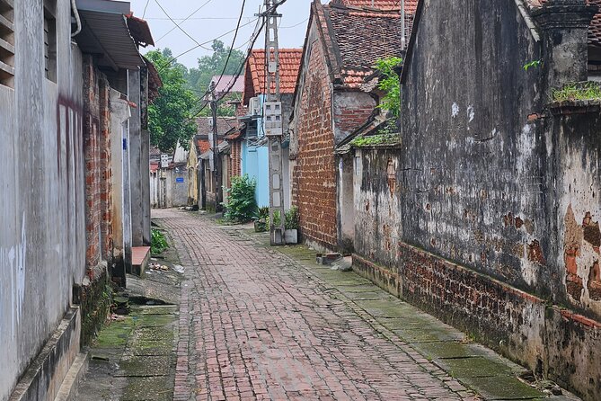 Duong Lam Village & Ba Vi National Park Jeep Tour From Hanoi - A guide can make or break the village visit