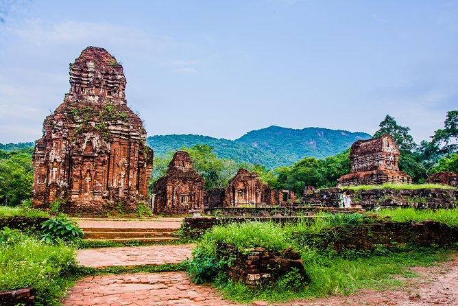 Early Morning My Son Sanctuary Trip w. Champa Food & Coffee - Why the 5:30 am start is worth it