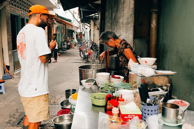 Early Riser Walk: Grandma Noodles, Cafe, Exotic Fruits & History - Ban Co Market and everyday neighborhood life