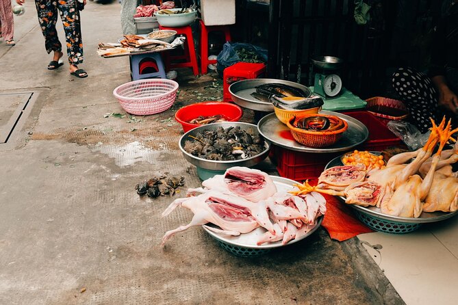 Early Riser Walk: Grandma Noodles, Cafe, Exotic Fruits & History - Ginger syrup and tàu hũ at Thế Giới Tàu Hũ