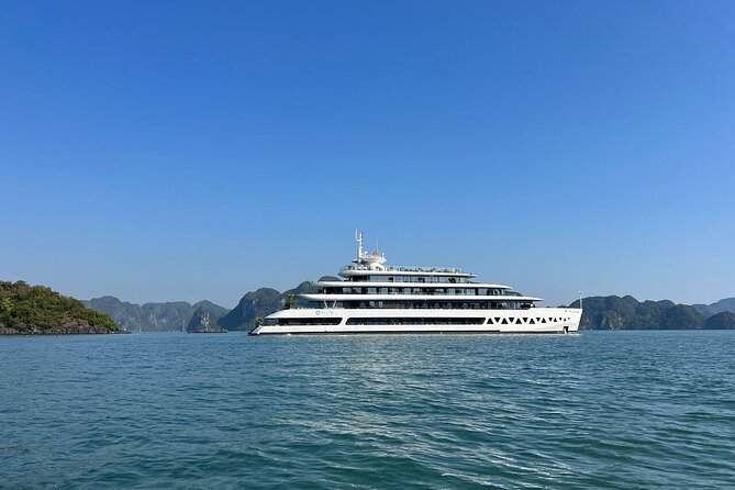 Elite of The Seas - Top Vip Luxury Cruise in Halong Bay ( 2D1N ) - Dark and Bright Cave by kayak or bamboo boat