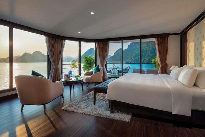 Erina Cruise 5-star cruise 2 day visit Lan Ha Bay private balcony - The 6:00 a.m. choice: Tai Chi or extra sleep