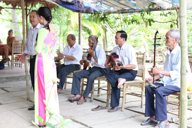 Essential Mekong Delta: Highlights Tour from Ho Chi Minh City - Mỹ Tho and the wide Tien River