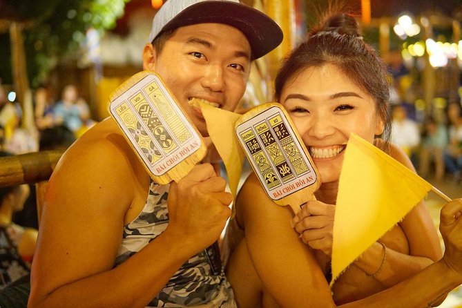 Evening Walking Food Tour, folk game and lantern boat - What the $39 price really covers
