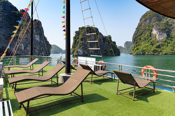 Excursion to Ha Long Bay with Titop Island and kayaking in Luon Cave - Guide service and organization