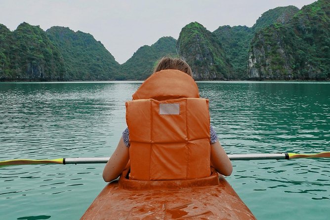 Excursion to Ha Long Bay with Titop Island and kayaking in Luon Cave - The Hanoi pickup and long road to Tuan Chau