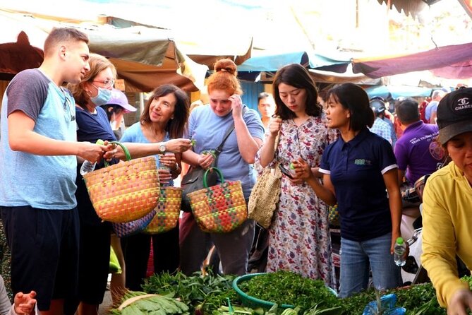 Experience Local Market and Boat Ride with Cooking Class - Why this five-hour Hoi An outing works