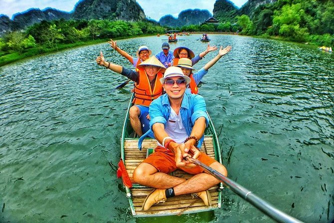 Exploring Bai Dinh Pagoda -Trang An -Mua Cave with Buffet Lunch 1 Day From Hanoi - The Hanoi pickup and ride to Ninh Binh