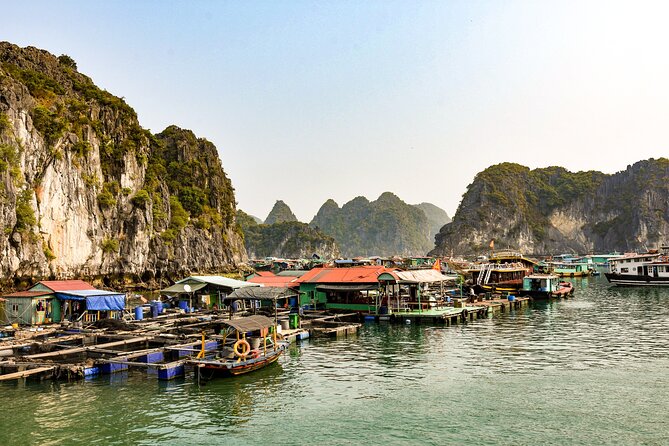 From Ha Noi/Cat Ba: Full-Day Cruise to Lan Ha bay - Ha Long Bay - Kayaking through the Dark, Bat, and Bright Caves