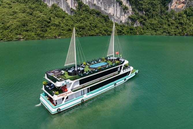 From Hanoi: 1-Day Halong 5-Star Cruises with Big & Small Groups - Ti Top Island for swimming or a high view
