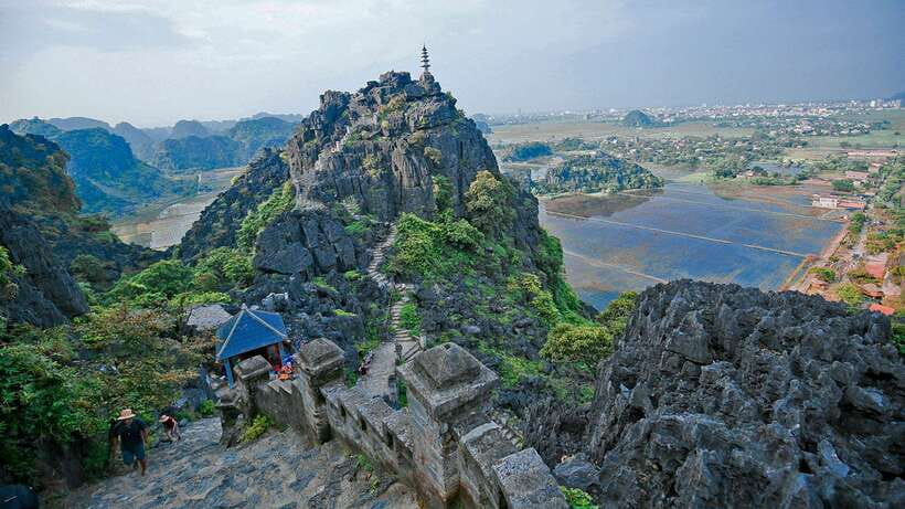 From Hanoi: 1-Day Ninh Binh Highlights Tour with Lunch - Why Ninh Binh works as a day trip from Hanoi