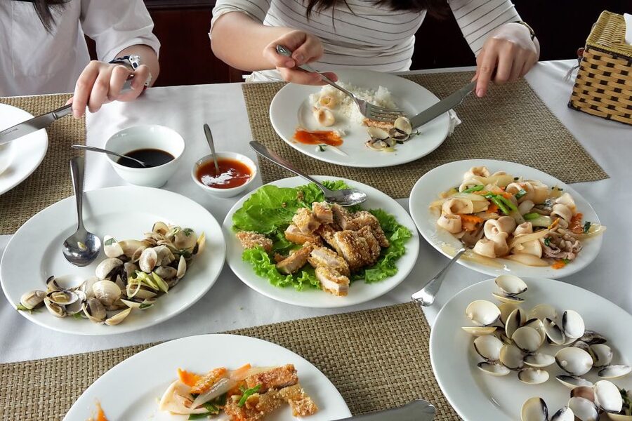 From Hanoi: 2-Day & 1 Night Halong Bay Tour - Luon Cave by kayak or boat