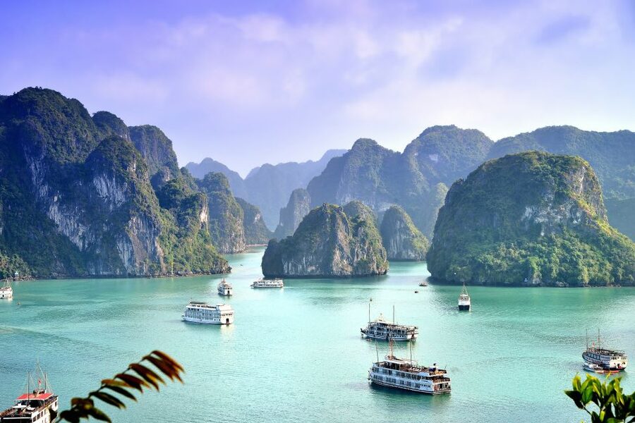 From Hanoi: 2-Day & 1 Night Halong Bay Tour - Boarding the four-star junk boat