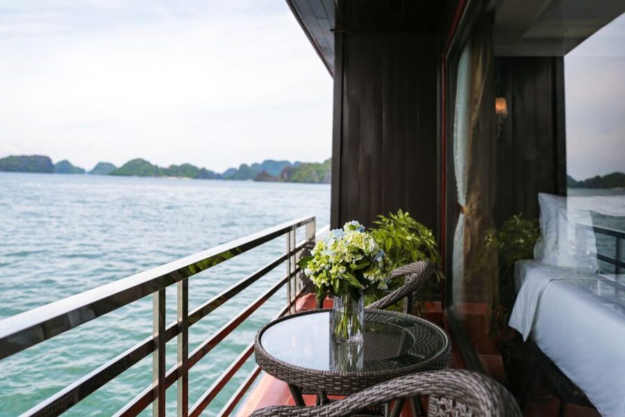 From Hanoi: 2-Day Halong and Lan Ha Bay La Pandora Cruise - Sunset, spring rolls, and a night at sea