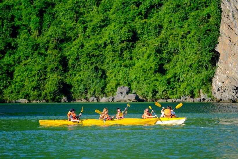 From Hanoi: 2-Day Halong Sapphire Cruise with Balcony Cabin - Day two: Tai Chi and Dark and Bright Cave