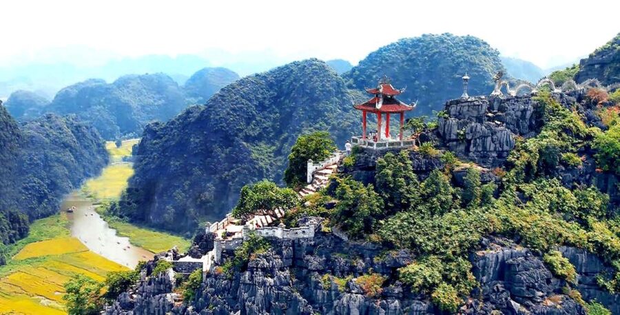From Hanoi: 2-Day Ninh Binh Tour with Ha Long Bay Cruise - Luon Cave offers kayaking or a bamboo boat