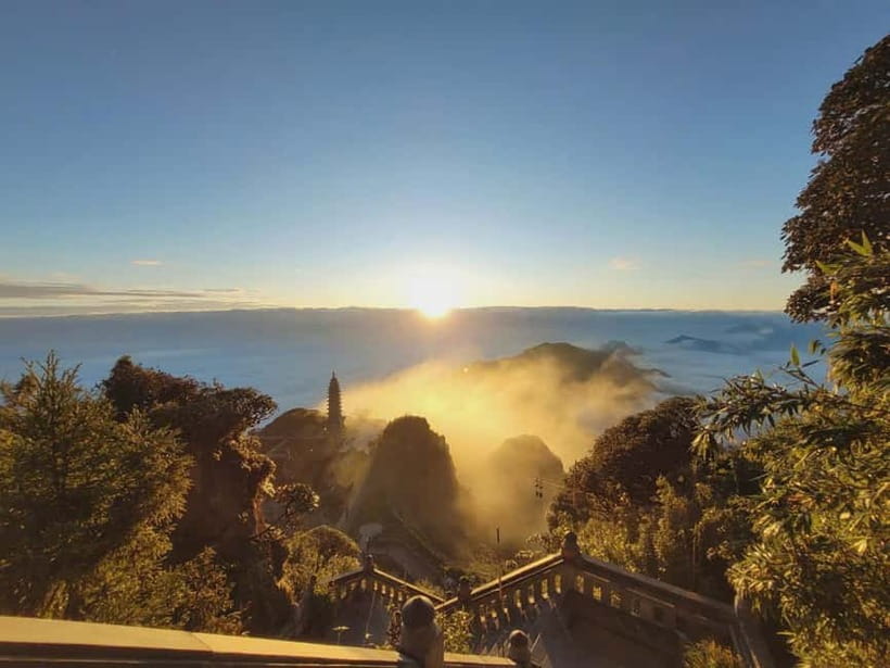 From Hanoi: 2-Day Sapa Limo Bus Tour & Fansipan Peak Visit - Lunch, check-in, and the first look at Sapa