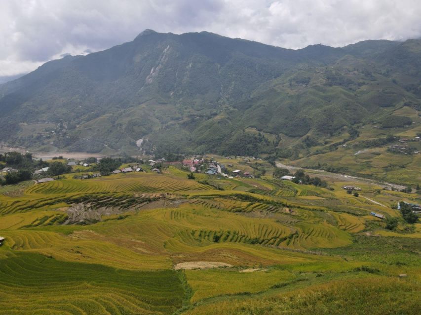 From Hanoi: 2-Day Sapa Trekking Trip with Homestay & Meals - A night with Mama Zuzu and the homestay family