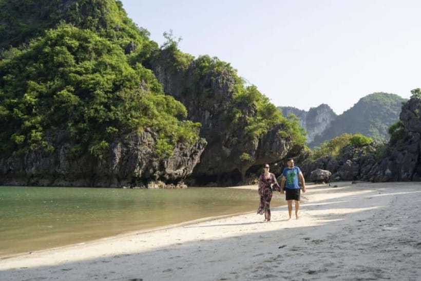 From Hanoi : 4-day Ninh Binh-Halong Bay Cruise with Balcony - Day 3: From Ninh Binh to a balcony on Ha Long Bay