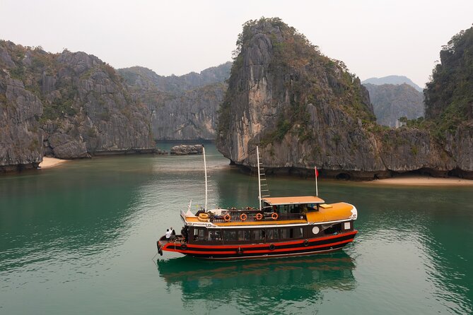 From Hanoi/Cat Ba: Lan Ha-Ha Long Bay Full Day Boat trip - Kayaking through Lan Ha’s lagoons