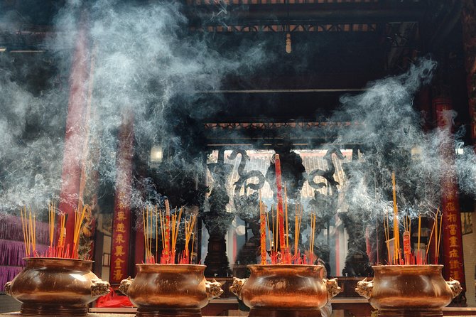 From Hanoi: Full-Day City Tour with Hoa Lo Prison |Optional Lunch - Optional Vietnamese lunch for 200,000 VND